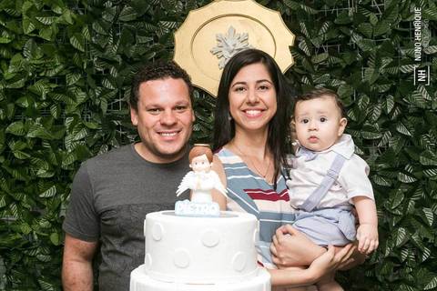 Fotos da cerimônia e festa de batismo do pequeno Pietro, na paróquia Santo Antônio, no bairro de Santo Amaro em São Paulo.'