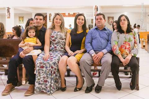 Fotos do batizado da pequena Amanda na Igreja Nossa Senhora do Bom Conselho, em São Paulo.'
