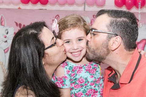 Festa infantil da Lorena, com tema da Gata Marie, realizada no Buffet Snow Place, em São Paulo.'