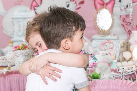 Festa infantil da Lorena, com tema da Gata Marie, realizada no Buffet Snow Place, em São Paulo.'