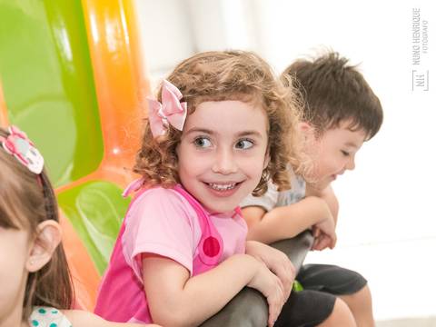 Festa infantil da Lorena, com tema da Gata Marie, realizada no Buffet Snow Place, em São Paulo.'