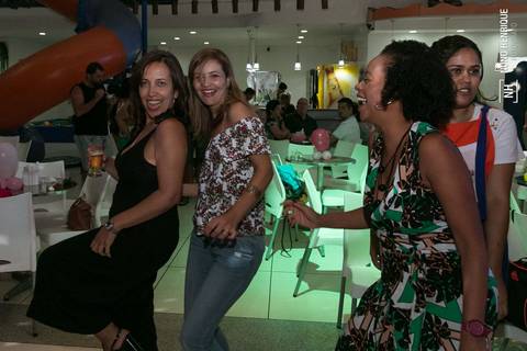 Festa infantil da Lorena, com tema da Gata Marie, realizada no Buffet Snow Place, em São Paulo.'