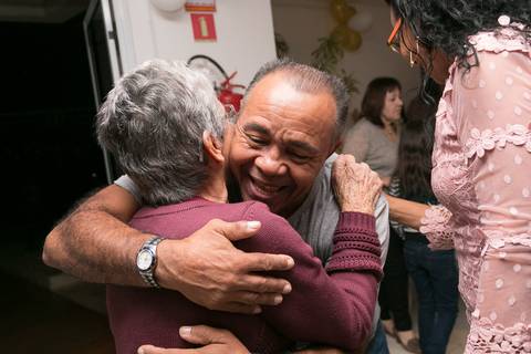 Festa de aniversário da Vó Gregória, celebrando seus 90 anos'