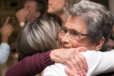Festa de aniversário da Vó Gregória, celebrando seus 90 anos'