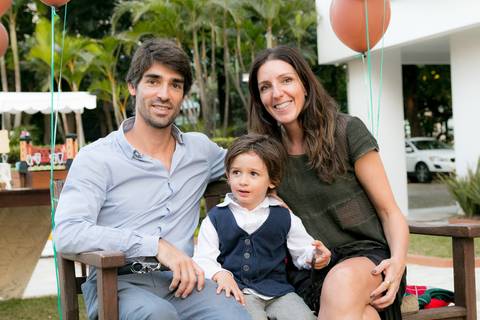 Festa infantil dos irmãos Enzo e Max, comemorando 7 e 4 anos na cidade de São Paulo.'