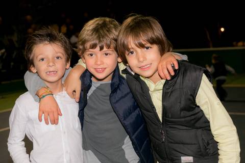 Festa infantil dos irmãos Enzo e Max, comemorando 7 e 4 anos na cidade de São Paulo.'