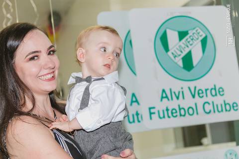 Aniversário da Valentina e do Davi com o tema do Mickey e da Minnie, no Alvi Verde Futebol Clube em São Paulo'