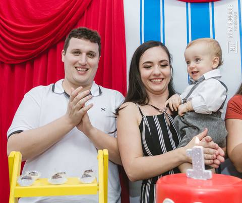 Aniversário da Valentina e do Davi com o tema do Mickey e da Minnie, no Alvi Verde Futebol Clube em São Paulo'