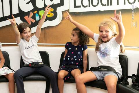 Foto da festa de aniversário do João Pedro, em clima de jogo do Palmeiras no Buffet Play Kids Pompéia, em São Paulo.'