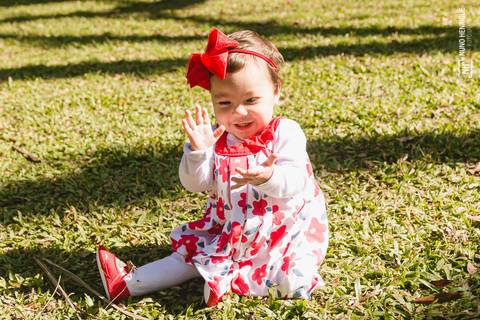 Smash the Cake da Izadora, feito no Parque Ibirapuera em São Paulo. Decoração por Les Parties.'