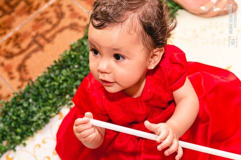 Festa infantil da Izadora com decoração da Branca de Neve, realizada na zona sul de São Paulo no bairro de Americanópolis.'