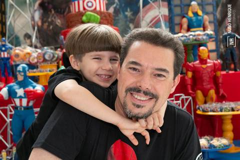 Festa de aniversário de 5 anos do Matias no Buffet Spasso Power com os personagens Hulk, Capitão América, Homem Aranha, Thor, Homem de Ferro e Thanos da Mister Marcelo personagens na cidade de São Paulo.'