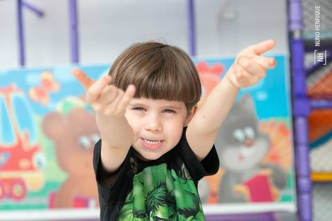 Festa de aniversário de 5 anos do Matias no Buffet Spasso Power com os personagens Hulk, Capitão América, Homem Aranha, Thor, Homem de Ferro e Thanos da Mister Marcelo personagens na cidade de São Paulo.'