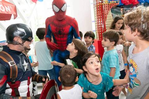 Festa de aniversário de 5 anos do Matias no Buffet Spasso Power com os personagens Hulk, Capitão América, Homem Aranha, Thor, Homem de Ferro e Thanos da Mister Marcelo personagens na cidade de São Paulo.'