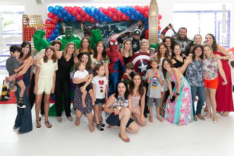 Festa de aniversário de 5 anos do Matias no Buffet Spasso Power com os personagens Hulk, Capitão América, Homem Aranha, Thor, Homem de Ferro e Thanos da Mister Marcelo personagens na cidade de São Paulo.'