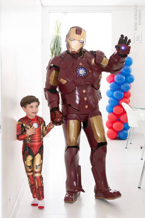 Festa de aniversário de 5 anos do Matias no Buffet Spasso Power com os personagens Hulk, Capitão América, Homem Aranha, Thor, Homem de Ferro e Thanos da Mister Marcelo personagens na cidade de São Paulo.'