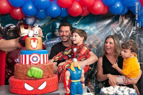 Festa de aniversário de 5 anos do Matias no Buffet Spasso Power com os personagens Hulk, Capitão América, Homem Aranha, Thor, Homem de Ferro e Thanos da Mister Marcelo personagens na cidade de São Paulo.'
