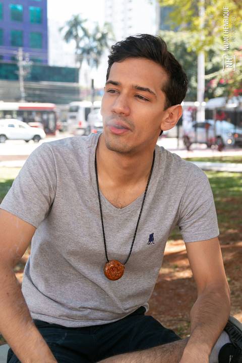 Ensaio fotográfico para divulgação nas redes sociais (Facebook, Instagram, Tinder e Linkedin) com o Márcio Moraes realizado no bairro de Moema, em São Paulo.'