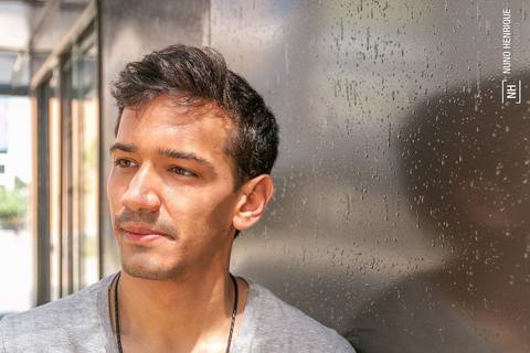 Ensaio fotográfico para divulgação nas redes sociais (Facebook, Instagram, Tinder e Linkedin) com o Márcio Moraes realizado no bairro de Moema, em São Paulo.'