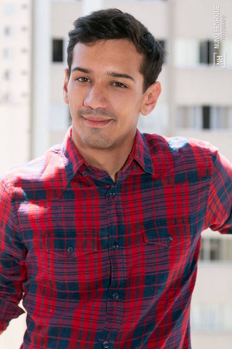 Ensaio fotográfico para divulgação nas redes sociais (Facebook, Instagram, Tinder e Linkedin) com o Márcio Moraes realizado no bairro de Moema, em São Paulo.'