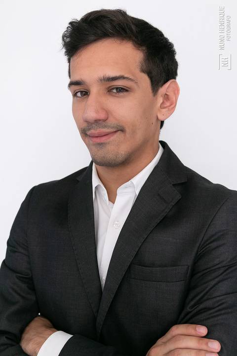 Ensaio fotográfico para divulgação nas redes sociais (Facebook, Instagram, Tinder e Linkedin) com o Márcio Moraes realizado no bairro de Moema, em São Paulo.'