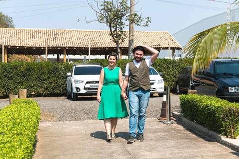 Casamento civil no cartório e festa de casamento da Giovana e Rogério no Espaço Flamboyant em Indaiatuba, interior de São Paulo.'