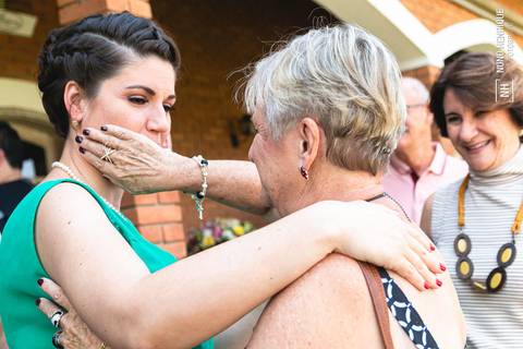 Casamento civil no cartório e festa de casamento da Giovana e Rogério no Espaço Flamboyant em Indaiatuba, interior de São Paulo.'