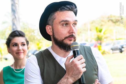 Casamento civil no cartório e festa de casamento da Giovana e Rogério no Espaço Flamboyant em Indaiatuba, interior de São Paulo.'