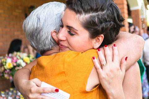 Casamento civil no cartório e festa de casamento da Giovana e Rogério no Espaço Flamboyant em Indaiatuba, interior de São Paulo.'
