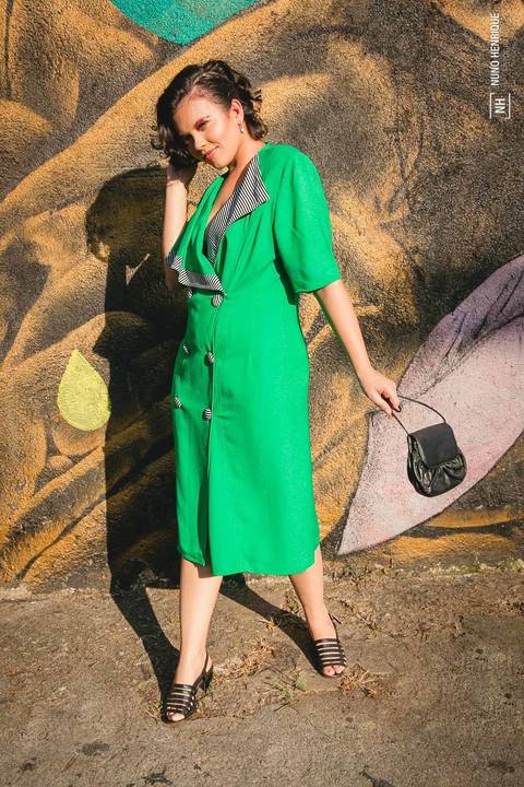 Ensaio fotográfico para editorial de moda do Devant Vintage Brechó, com a modelo Thais Brito, maquiagem por Aline Custódio e produção de moda pela Carla Alves.'