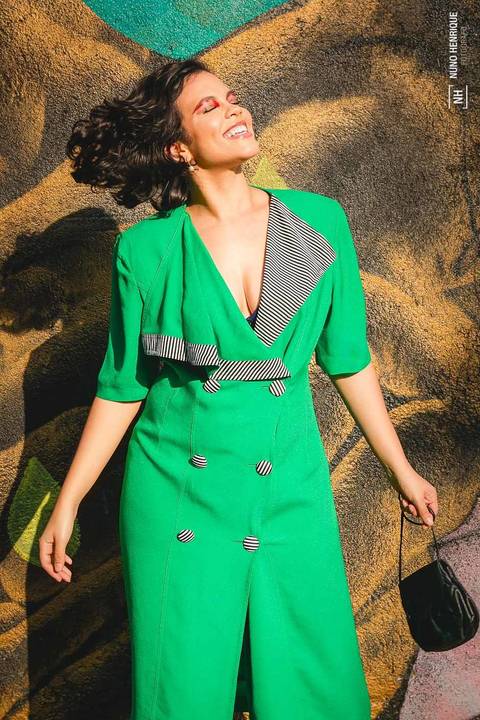 Ensaio fotográfico para editorial de moda do Devant Vintage Brechó, com a modelo Thais Brito, maquiagem por Aline Custódio e produção de moda pela Carla Alves.'