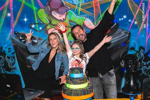 Festa infantil com tema de balada da Isabella Martins realizada no Buffet Planeta Kids, unidade Alphaville em São Paulo.'