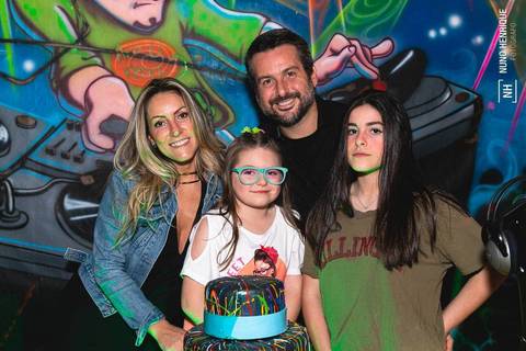 Festa infantil com tema de balada da Isabella Martins realizada no Buffet Planeta Kids, unidade Alphaville em São Paulo.'
