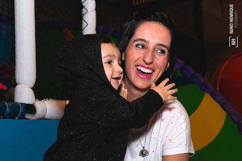 Festa infantil com tema de balada da Isabella Martins realizada no Buffet Planeta Kids, unidade Alphaville em São Paulo.'