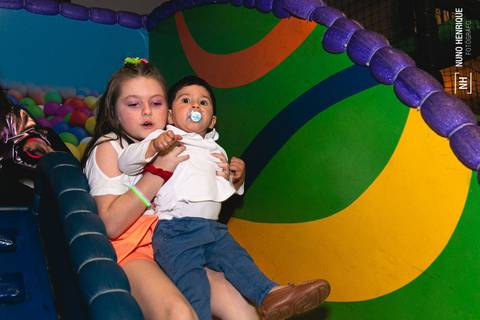 Festa infantil com tema de balada da Isabella Martins realizada no Buffet Planeta Kids, unidade Alphaville em São Paulo.'