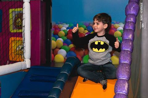 Festa infantil com tema de balada da Isabella Martins realizada no Buffet Planeta Kids, unidade Alphaville em São Paulo.'