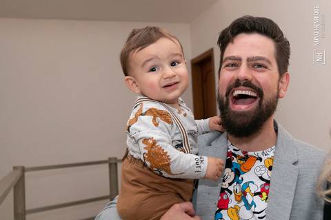 Festa infantil com toda a família reunida para celebrar do aniversário de 1 ano do Luigi.'