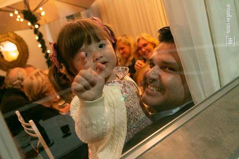 Festa infantil com toda a família reunida para celebrar do aniversário de 1 ano do Luigi.'