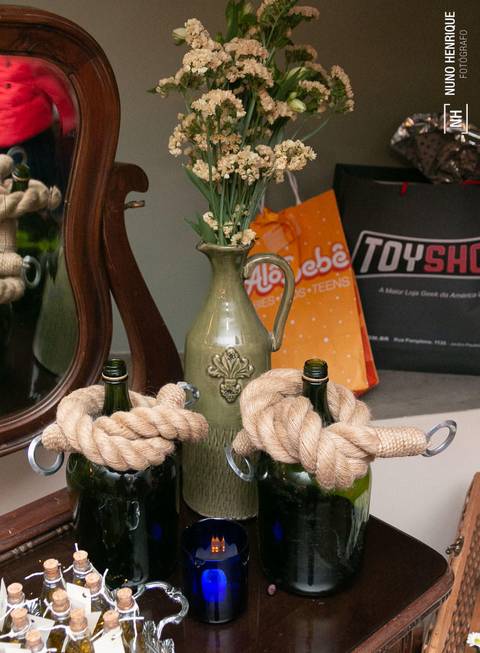 Festa infantil com toda a família reunida para celebrar do aniversário de 1 ano do Luigi.'