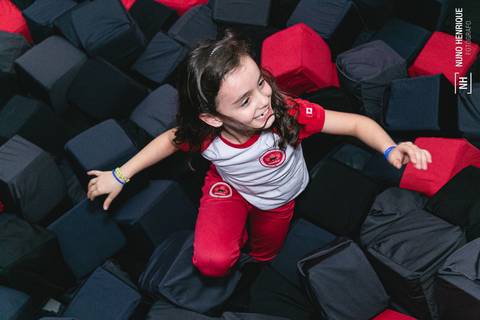 Festa infantil dos irmãos Valentina e Pedro no Urban Motion Morumbi com os amigos e colegas da escola Mapple Bear.'