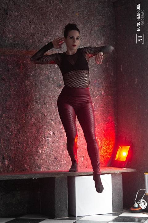 Fotos do espetáculo de dança contemporânea