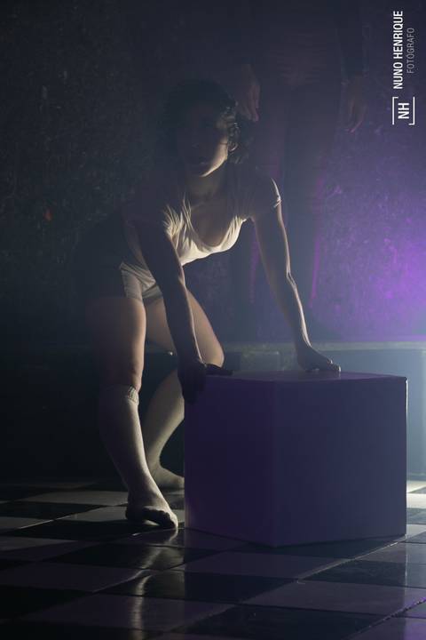 Fotos do espetáculo de dança contemporânea