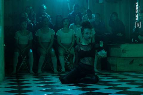 Fotos do espetáculo de dança contemporânea