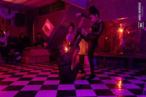 Fotos do espetáculo de dança contemporânea