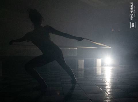 Fotos do espetáculo de dança contemporânea