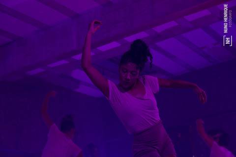 Fotos do espetáculo de dança contemporânea