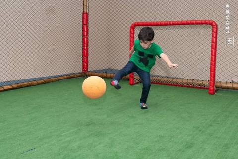Fotos da festa infantil de 5 anos do Ian no Buffet Além d'Alegria Prime, na zona leste de São Paulo.'