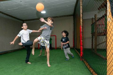 Fotos da festa infantil de 5 anos do Ian no Buffet Além d'Alegria Prime, na zona leste de São Paulo.'