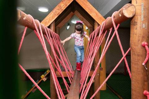 Fotos da festa infantil de 5 anos do Ian no Buffet Além d'Alegria Prime, na zona leste de São Paulo.'