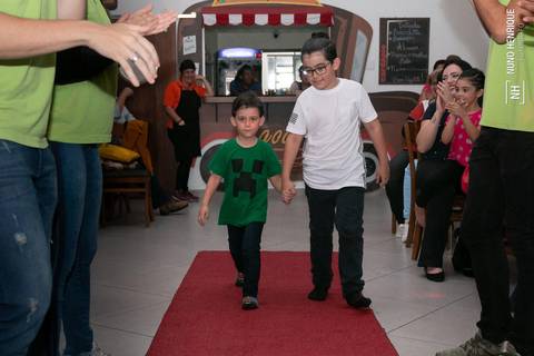 Fotos da festa infantil de 5 anos do Ian no Buffet Além d'Alegria Prime, na zona leste de São Paulo.'